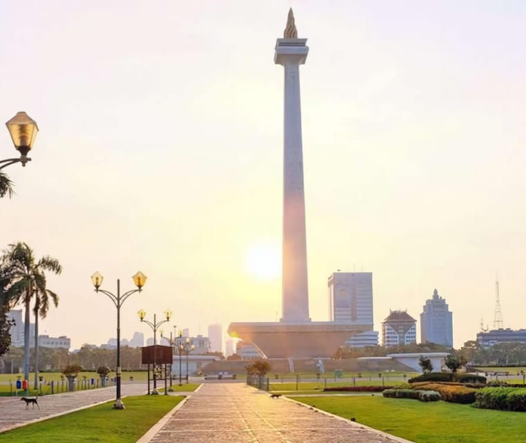 jakarta-city-tour-with-chinese-tour-guide