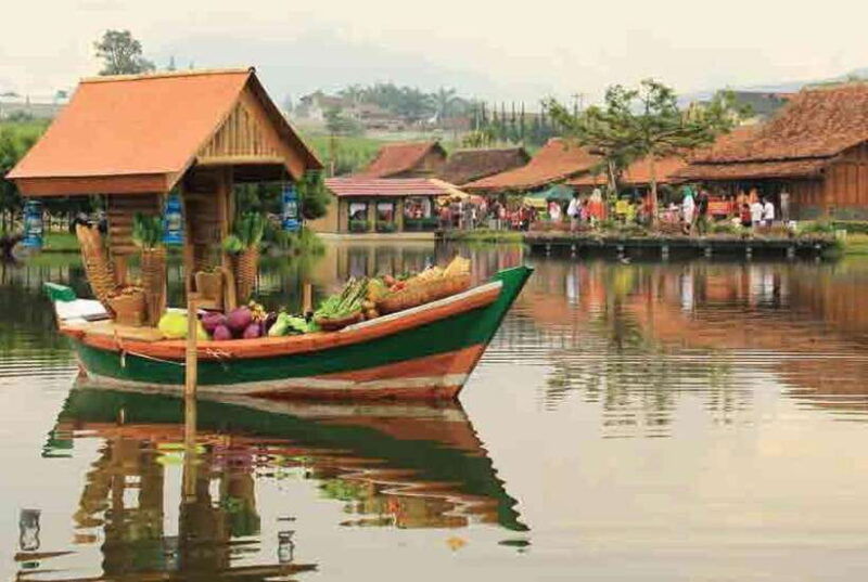 jakarta-java-tours-to-bandung-yogyakarta-bromo-ijen