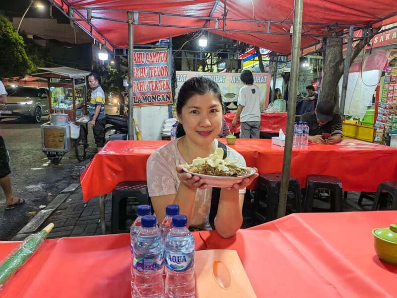 Jakarta: Local Street Food Shared Tour with MRT Jakarta - FAQs