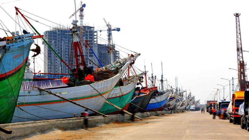 jakarta-national-monument-mosque-and-old-town-tour