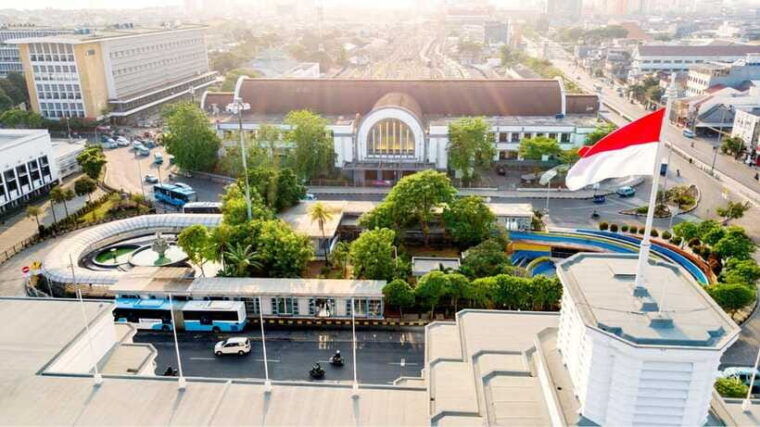 jakarta-national-monument-mosque-and-old-town-tour