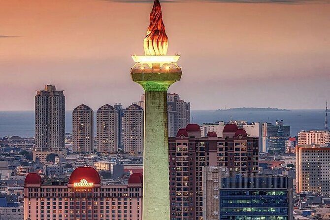 Jakarta Night Tour with Dinner at Café or Food street - A Detailed Look at the Jakarta Night Tour