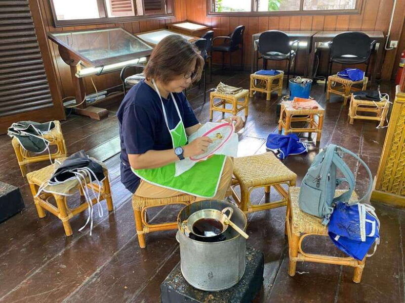 jakarta-old-town-tour-with-batik-workshop