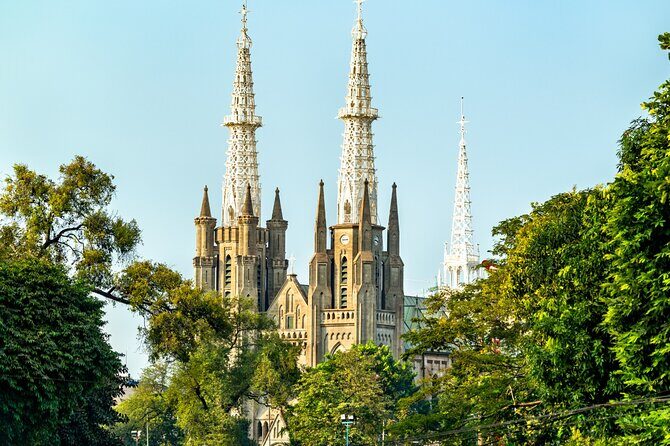 Jakarta Private Cultural Day Tour with Transport - Who Is This Tour Best For?