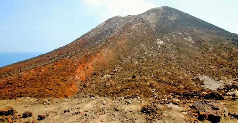 jakarta-private-exploring-mount-krakatau-volcano-tour