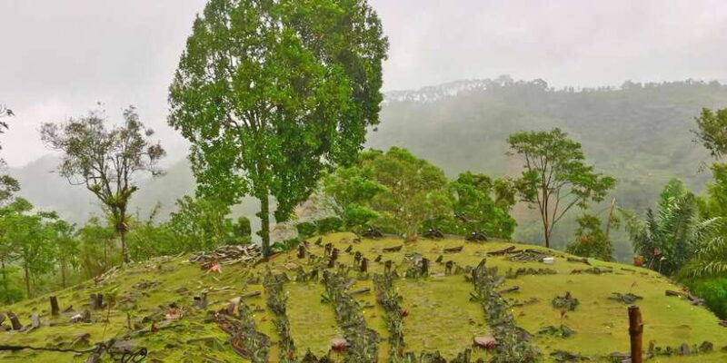 jakarta-private-tour-gunung-padang-site