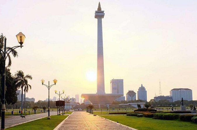Jakarta Private Tour Multi Language ( With Lunch ) - Frequently Asked Questions