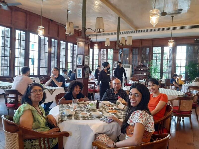 Jakarta: Private Walking Tour with a Local - Key Points