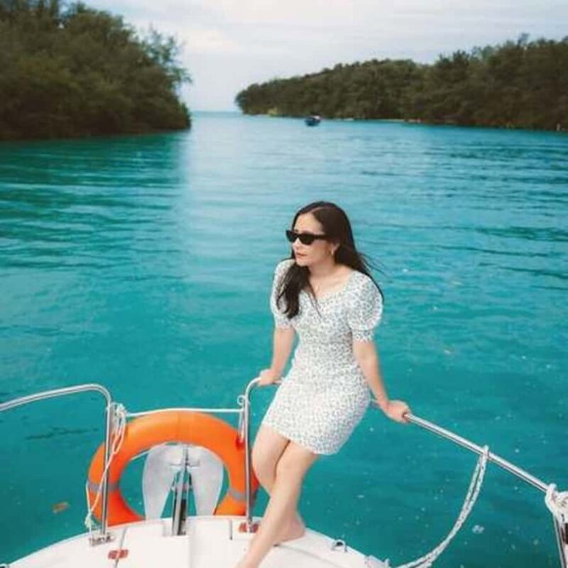 Jakarta: Private Yacht Trip to Dolphin, Ponco & Asha Islands - The Crown Jewel: Asha Resort’s Relaxing Shores