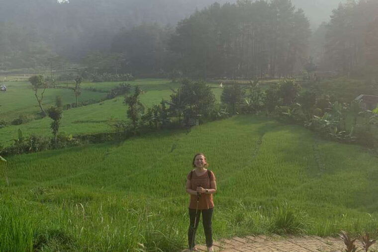 jakarta-sentul-pine-forest-and-waterfall-trekking-tour