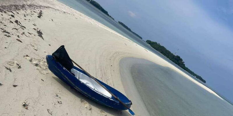 jakarta-thousand-island-tour-with-canoeing-and-snorkeling