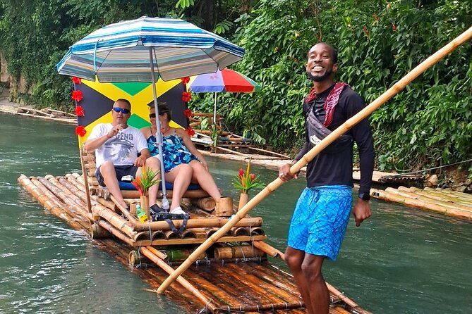 jamaica-bamboo-rafting-experience-with-lime-stone-massage