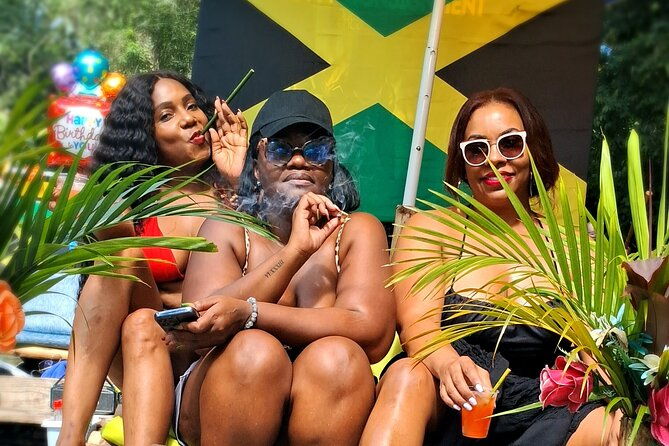 jamaica-bamboo-rafting-experience-with-lime-stone-massage