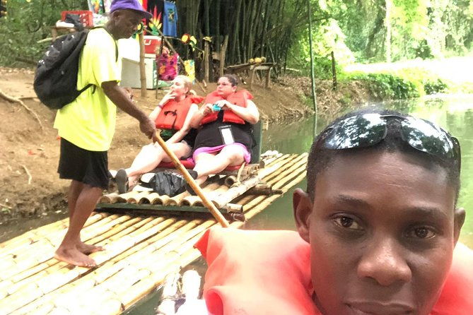 jamaica-martha-brae-river-rafting-dunns-river-falls-private-tour