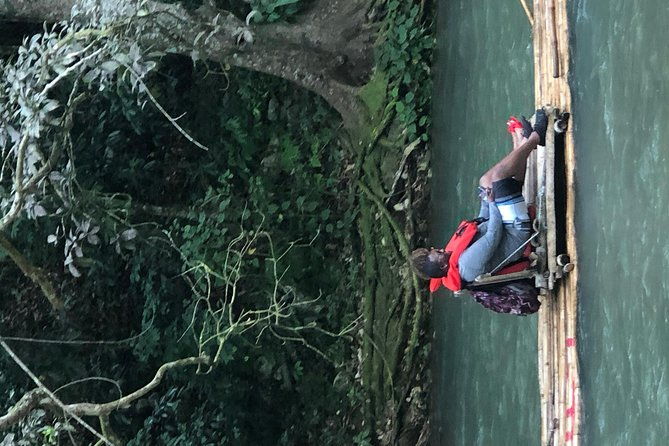 jamaica-martha-brae-river-rafting-dunns-river-falls-private-tour