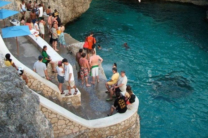 jamaica-sunset-at-ricks-cafe-private-tour-with-transfer