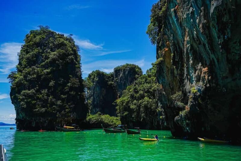 Jame bonds canoe 7 point 6 Island Premium trip - Who Will Love This Tour?