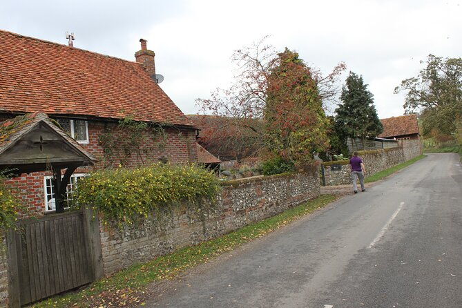 james-bond-film-locations-day-tour-by-private-taxi-from-london