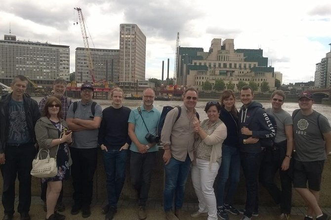 james-bond-filming-locations-private-black-cab-tour-in-london