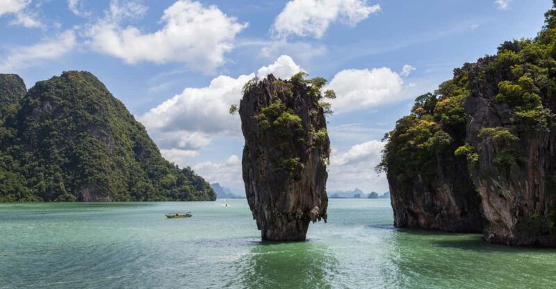 james-bond-island-and-canoe-route-among-mangroves