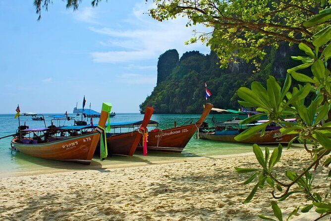 James Bond Island+Canoeing+Floating Village+Lunch from Phuket - An In-Depth Look at the Phang Nga Bay Tour