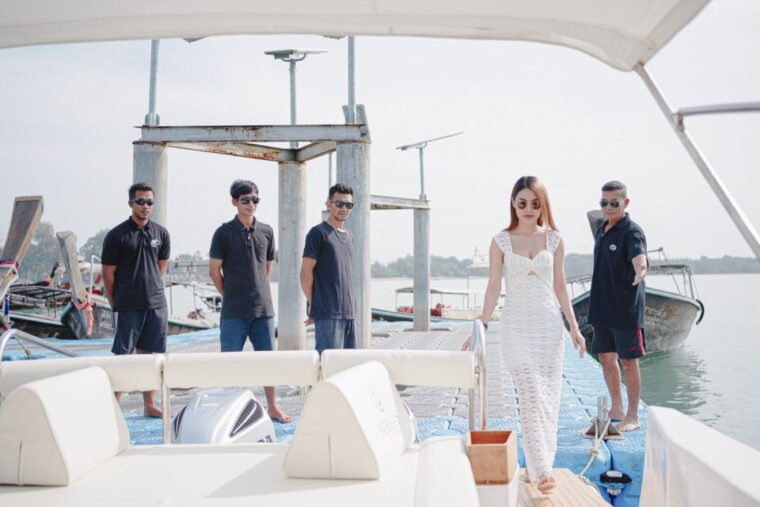 james-bond-islands-private-full-day-by-luxury-speedboat