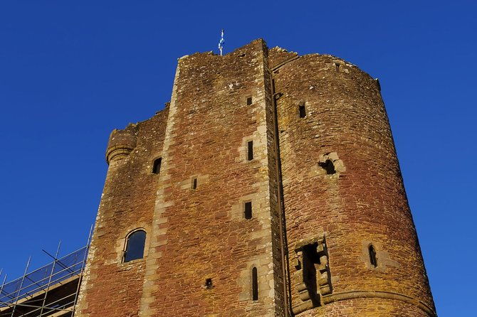 jamie-fraser-outlander-tour-to-lallybroch-tours-edinburgh