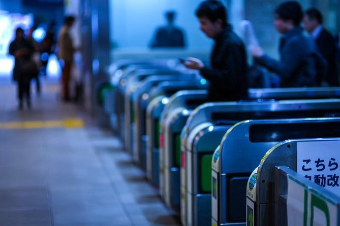japan-railway-station-shared-arrival-transfer-shin-osaka-station-to-osaka-city