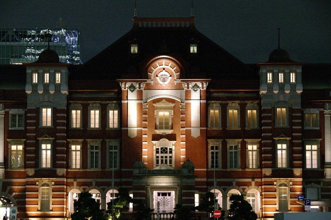 japan-railway-station-shared-arrival-transfer-tokyo-station-to-tokyo-city