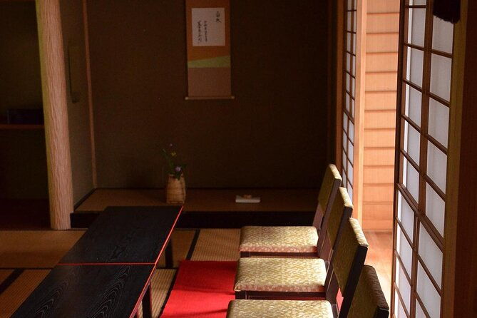 japan-wellness-hiking-and-matcha-with-a-monk-in-hiroshima