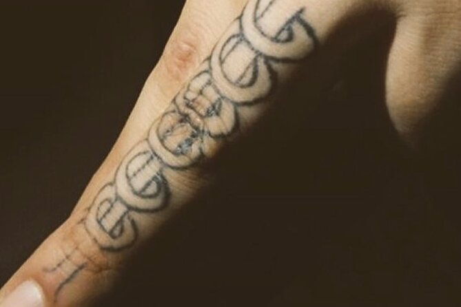 japanese-anime-manga-tattoo-session-dragon-ball-one-piece-pokemon