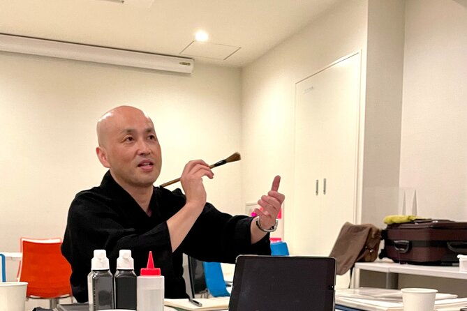 japanese-calligraphy-experience-in-osaka