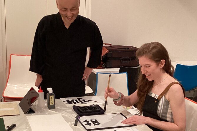 japanese-calligraphy-experience-in-osaka
