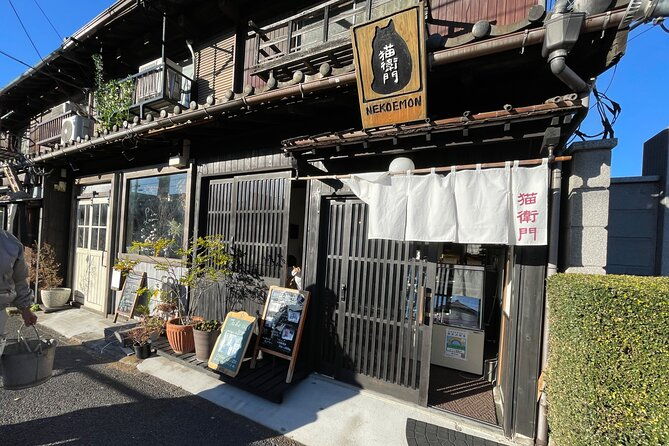 japanese-dessert-sake-pairing-retro-tokyo-walk-w-local-guide