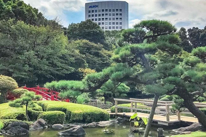 japanese-garden-western-architecture-akasaka-exploration-tour