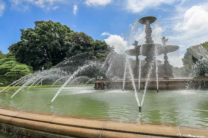 japanese-garden-western-architecture-akasaka-exploration-tour