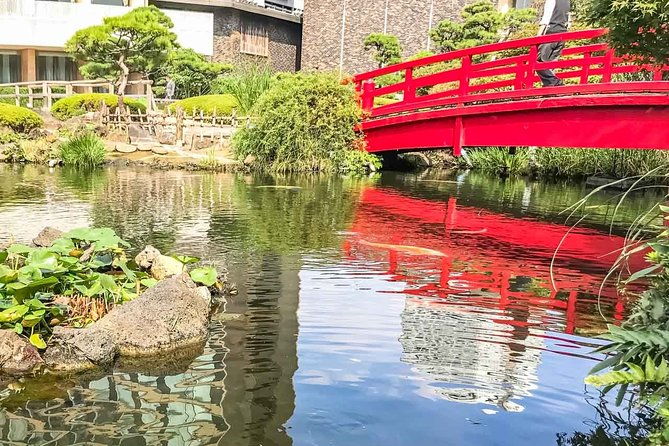 japanese-garden-western-architecture-akasaka-exploration-tour