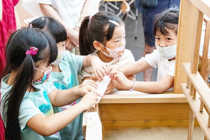 japanese-paper-washi-making-experience-in-asakusa