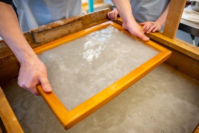 japanese-paper-washi-making-experience-in-asakusa