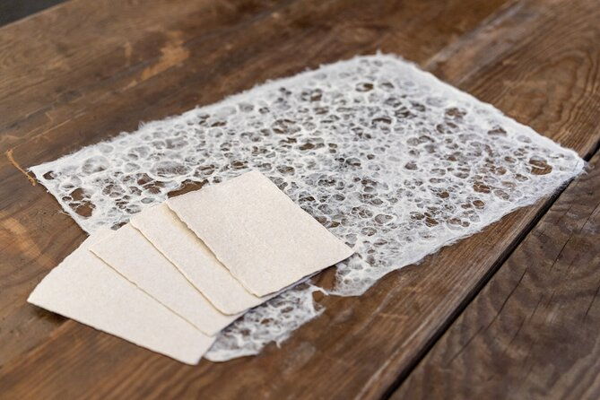 japanese-paper-washi-making-experience-in-asakusa