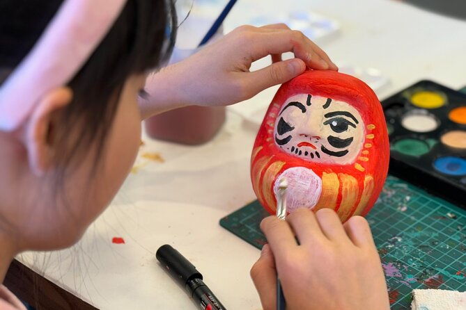 japanese-papier-mache-painting-experience-in-taito