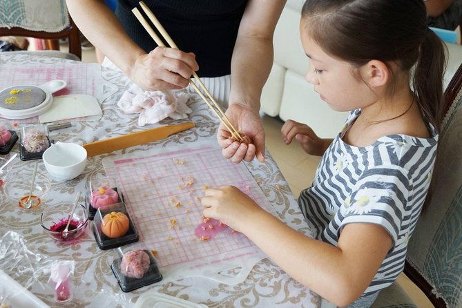japanese-sweets-mochi-nerikiri-making-at-a-private-studio
