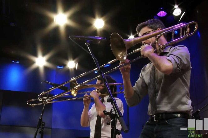 japanese-tour-blue-note-jazz-night-tour-including-a-stroll-around-the-west-village