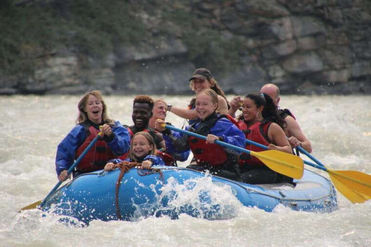 jasper-athabasca-falls-river-rafting-adventure