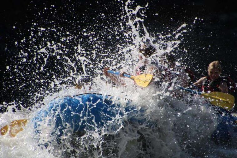 jasper-athabasca-falls-river-rafting-adventure