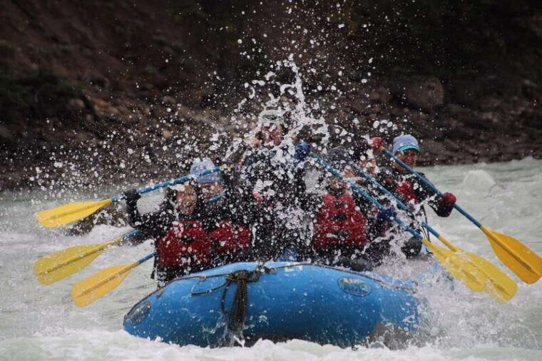 jasper-athabasca-river-mile-5-whitewater-rafting-tour
