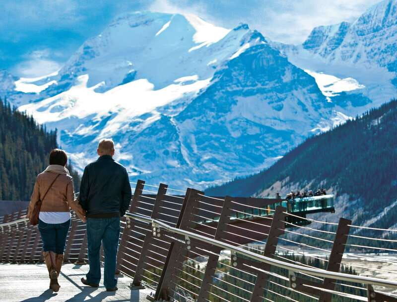 jasper-columbia-icefield-skywalk-and-ice-explorer-ticket