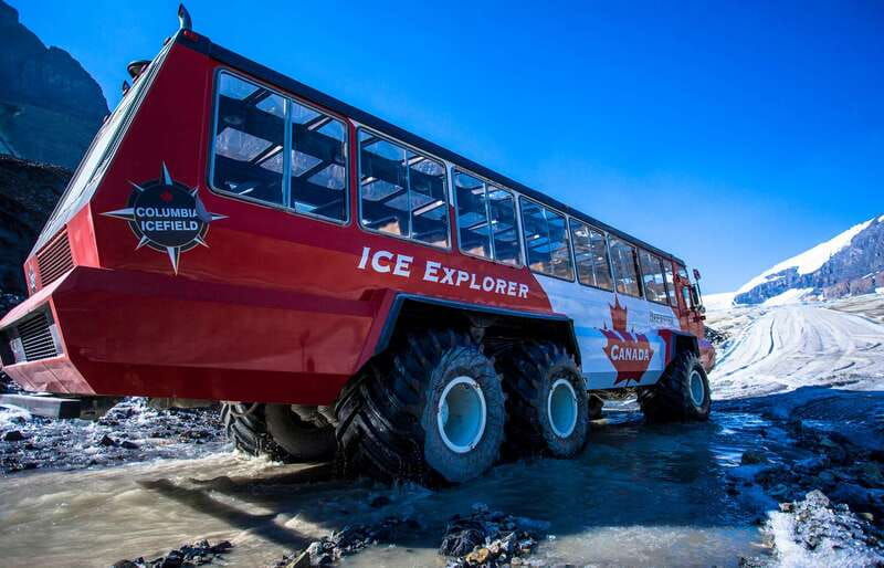 jasper-columbia-icefield-skywalk-and-ice-explorer-ticket