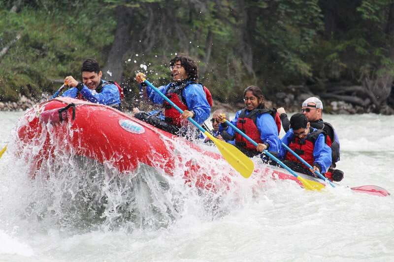 jasper-national-park-family-friendly-rafting-adventure