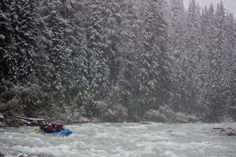 jasper-sunwapta-river-whitewater-rafting-self-drive